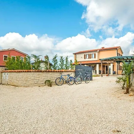 Rustica Delia Villa